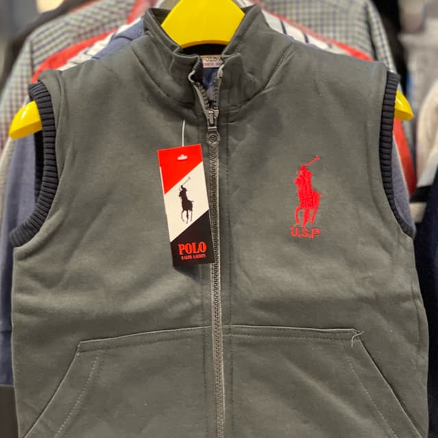 US Polo boys sleeveless Jacket